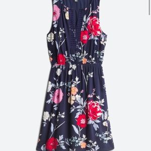 Blue floral market and spruce dress